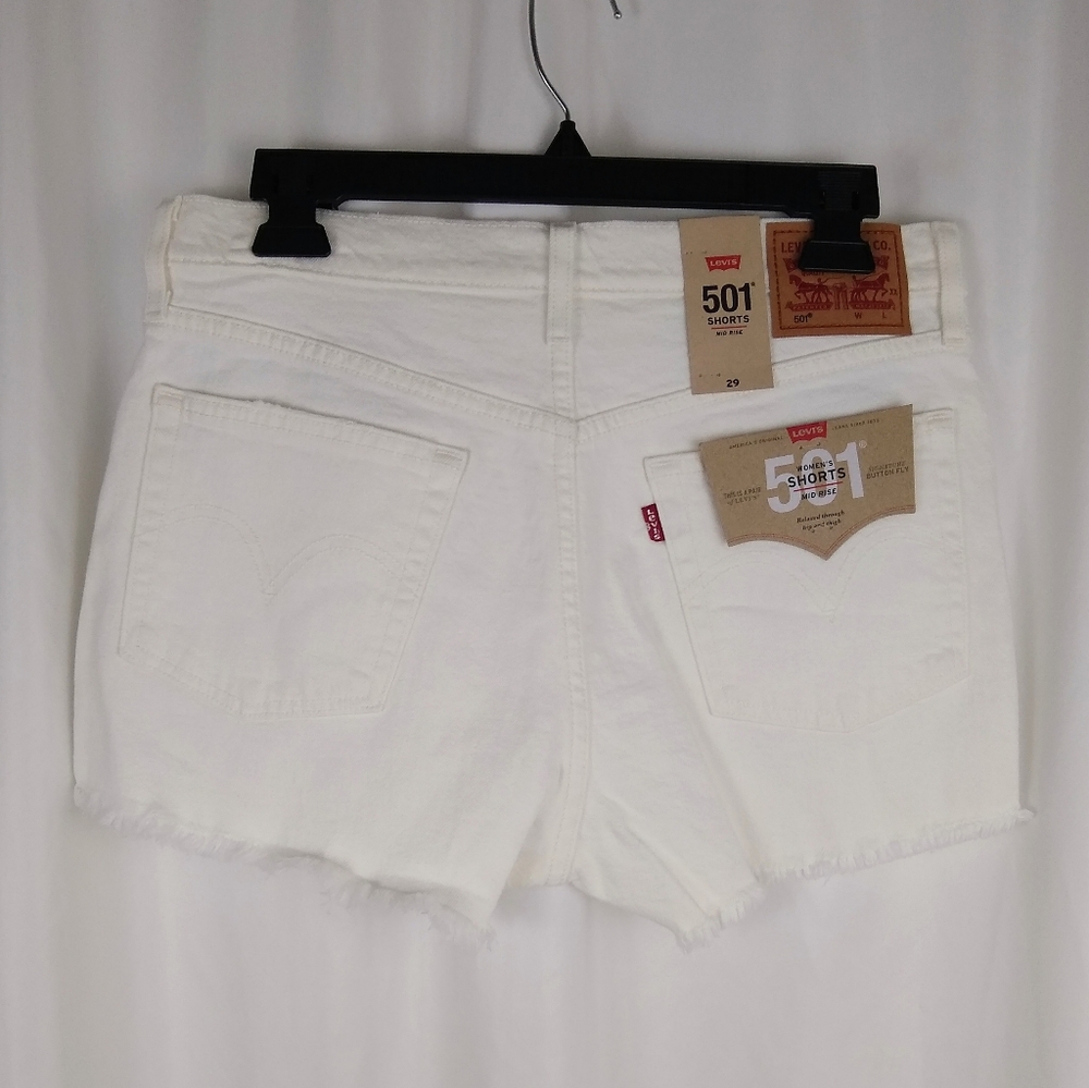 NEW Levi's 501 Mid Rise Cut Off Jean Shorts - Picture 5 of 8